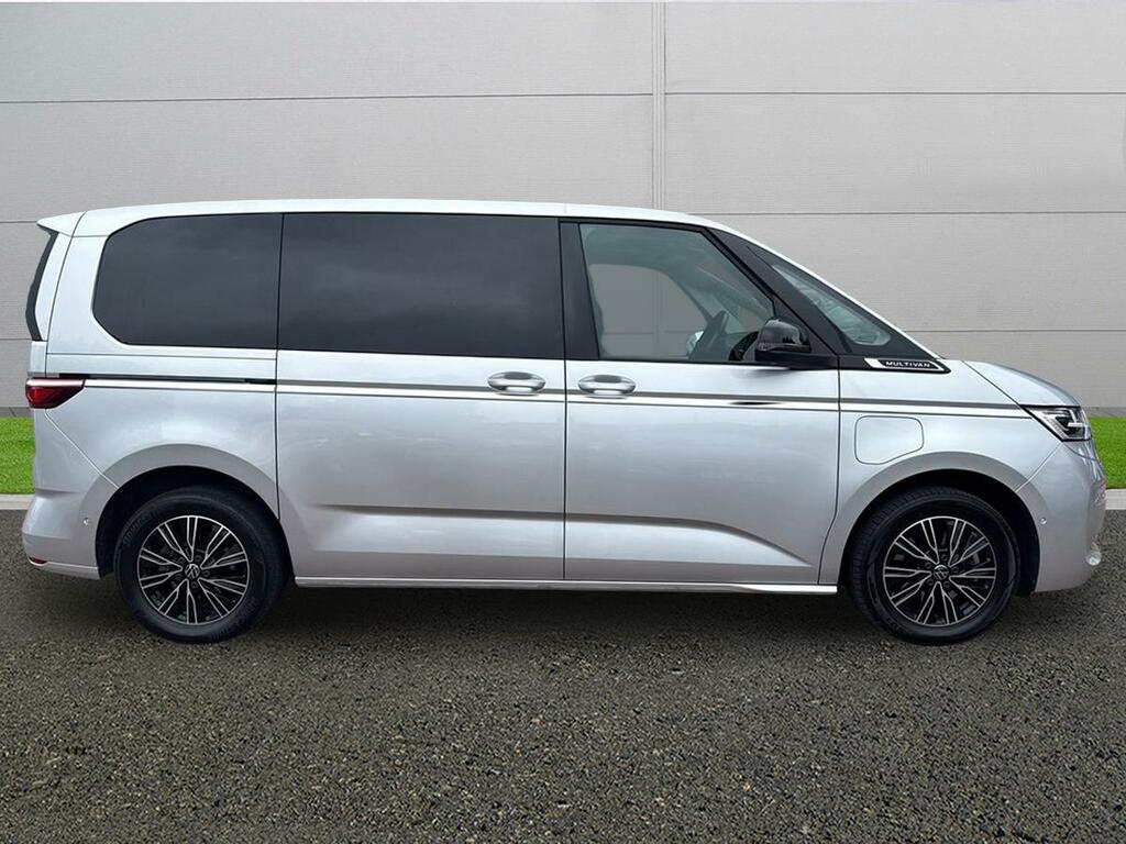 Volkswagen Multivan Life Silver #8