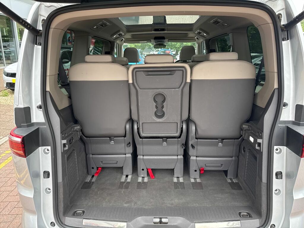 Volkswagen Multivan Life Silver #12