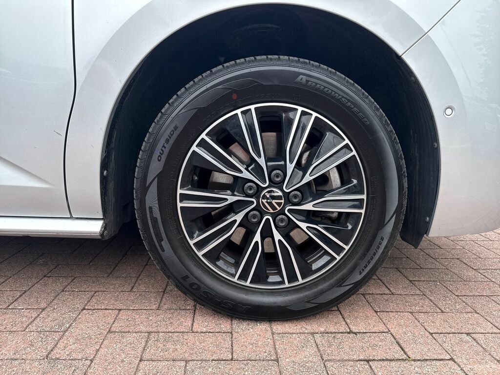Volkswagen Multivan Life Silver #9