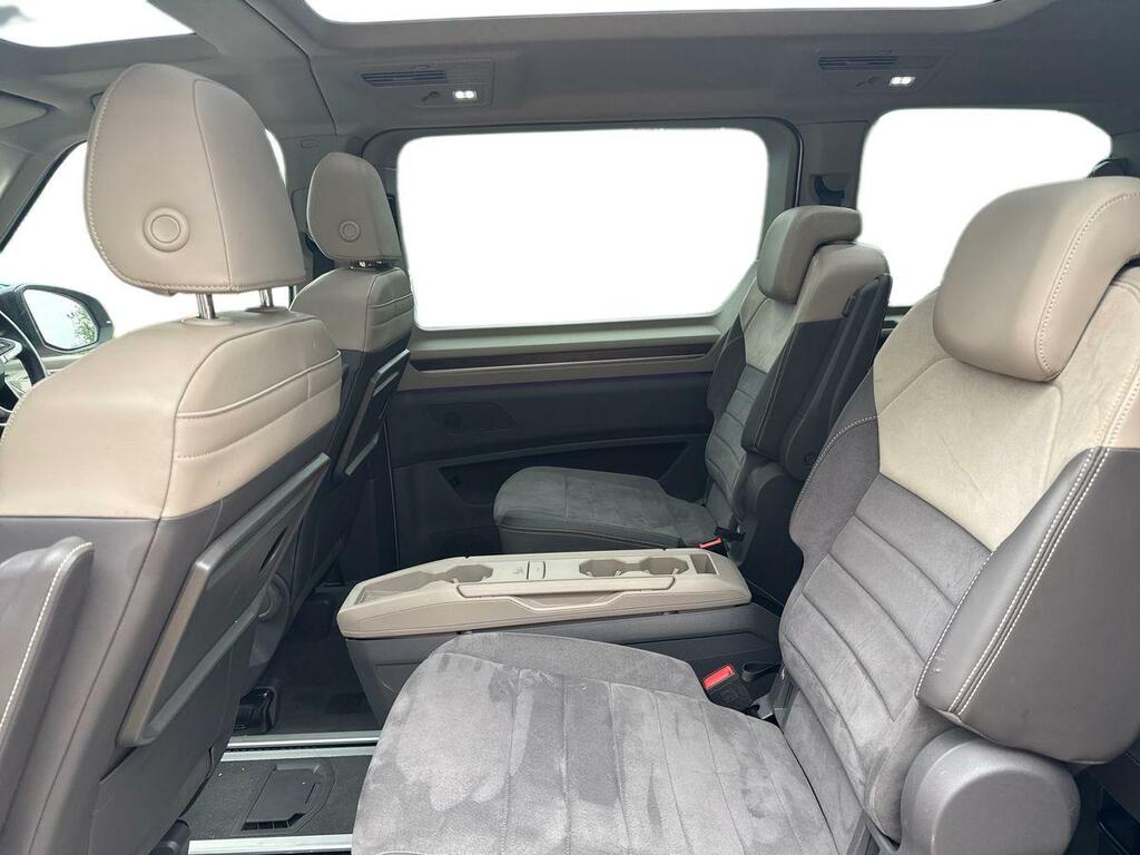 Volkswagen Multivan Life Silver #11