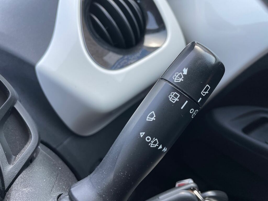Toyota Aygo X X-play Red #27