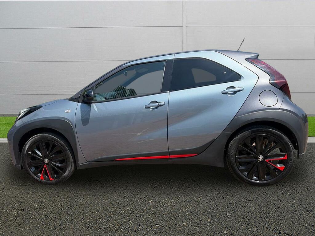 Toyota Aygo X Undercover Grey #4