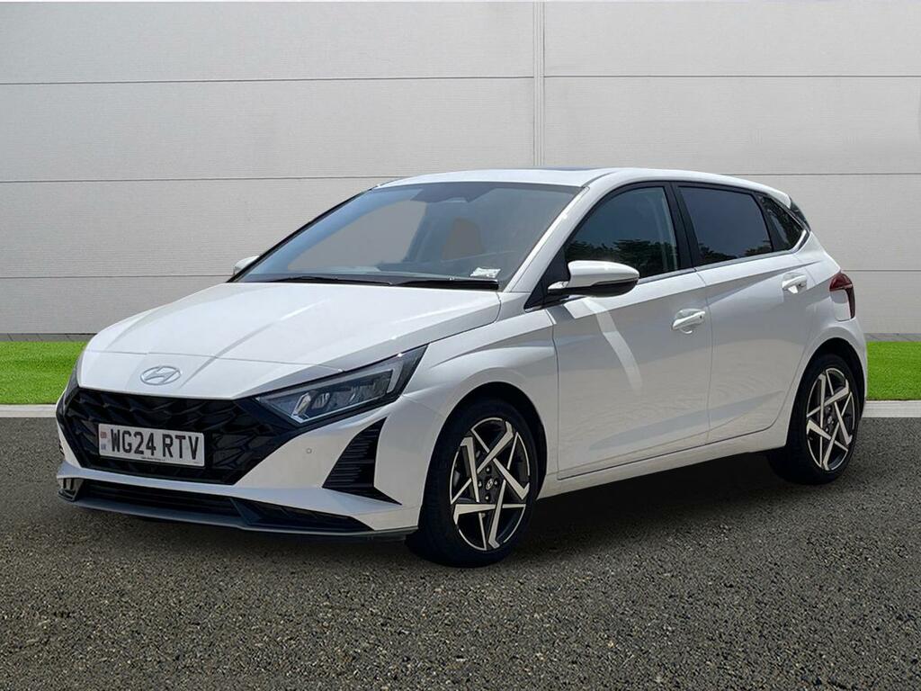 Hyundai I20 Ultimate White #3