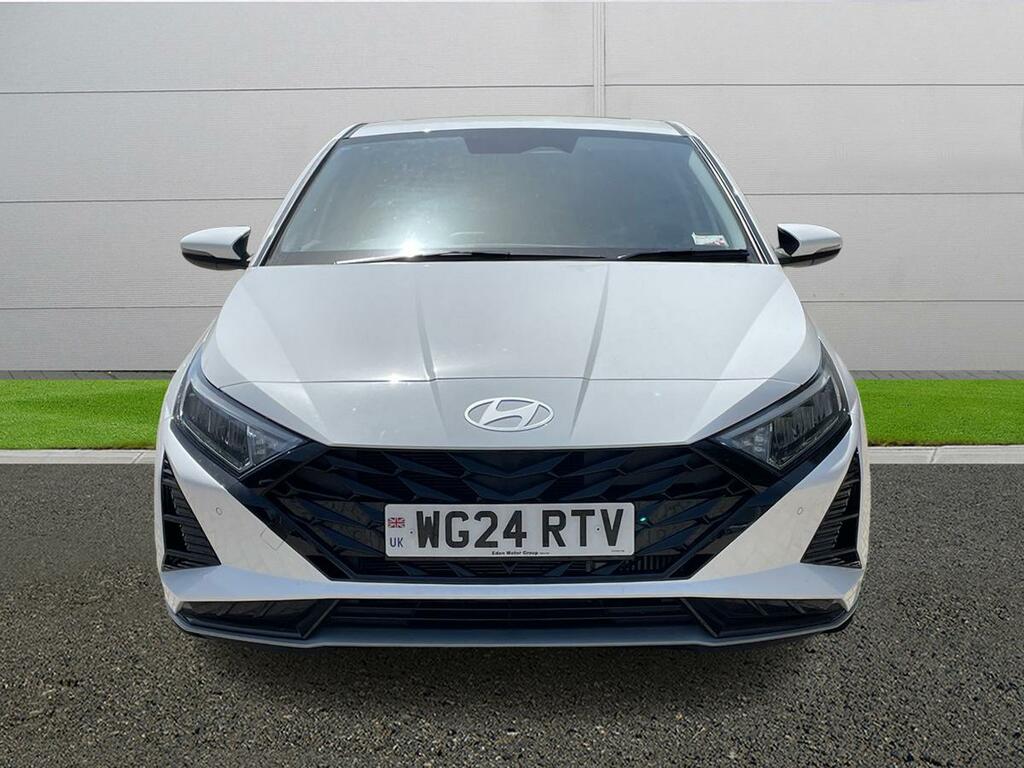 Hyundai I20 Ultimate White #2