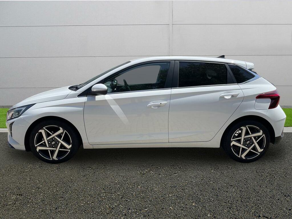 Hyundai I20 Ultimate White #4