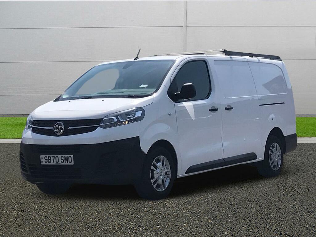 Vauxhall Vivaro Dynamic White #3