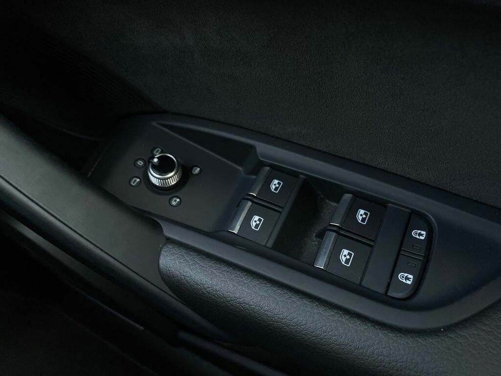 Audi Q5 Tdi Black Edition Black #20