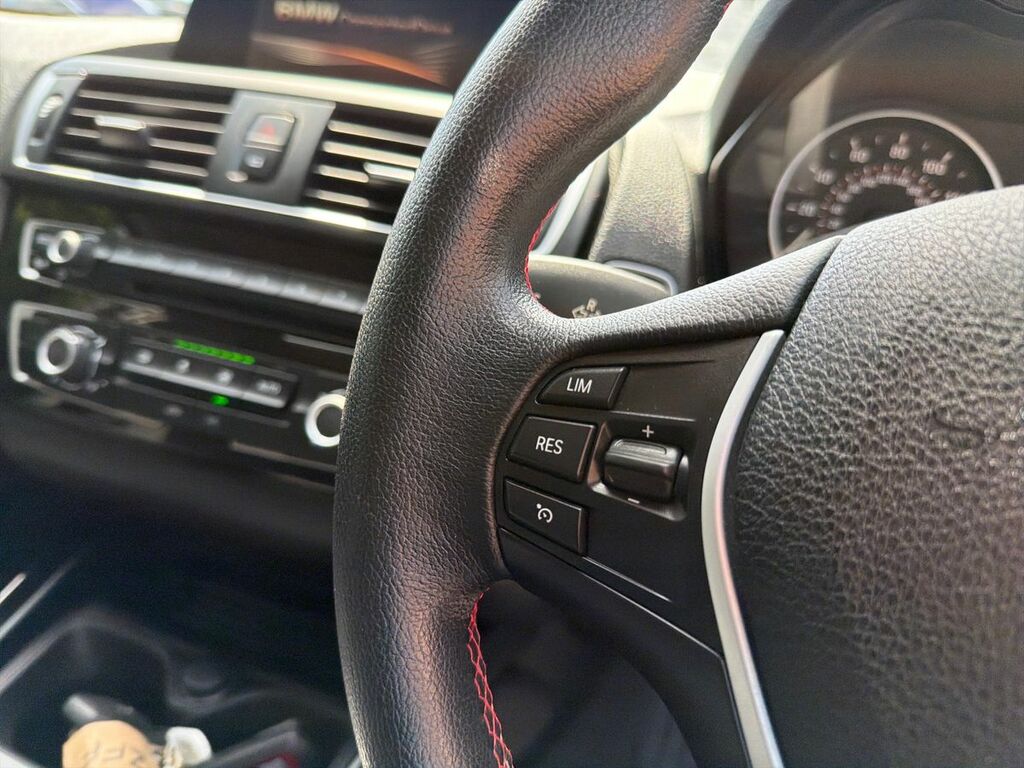 BMW 1 Series 1.5 Se Euro 6 Ss Silver #16