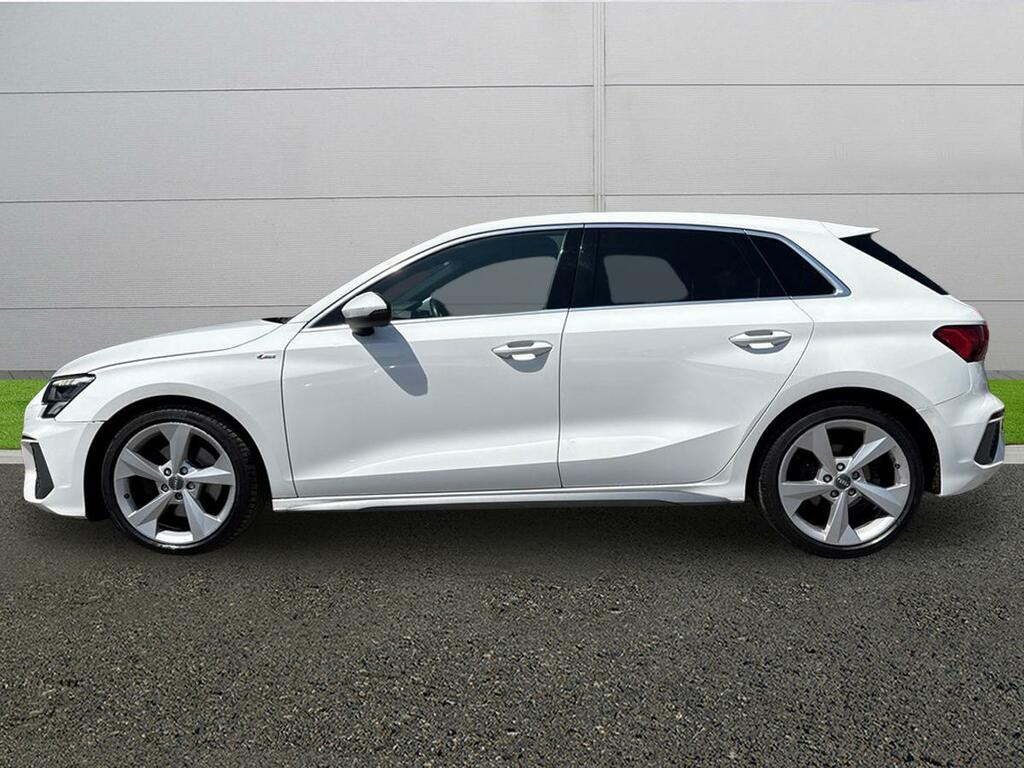 Audi A3 Sportback Sport 35 Tfsi 150 Ps 6-Speed Blue #4