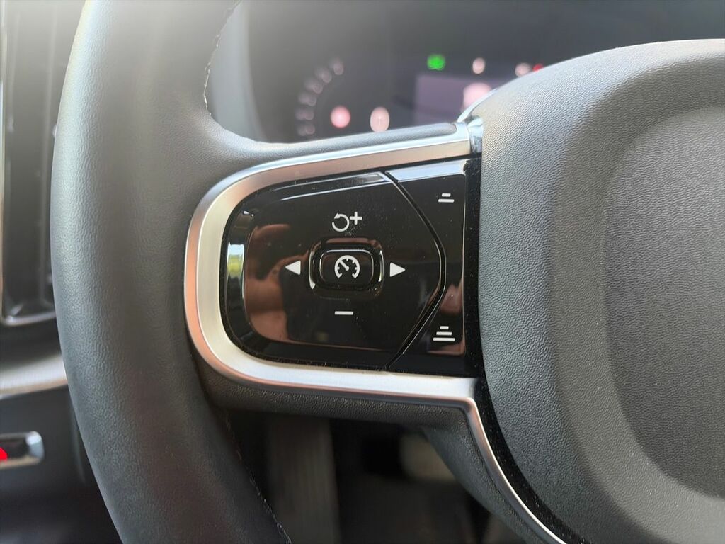 Volvo XC60 2.0 B5p Plus Dark Awd Geartronic White #16