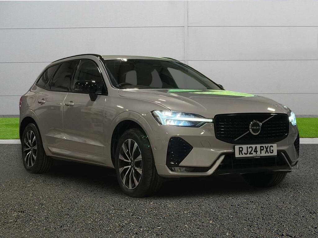 Volvo XC60 Plus Silver