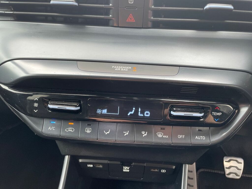 Hyundai I20 1.0T Gdi Premium Green #18