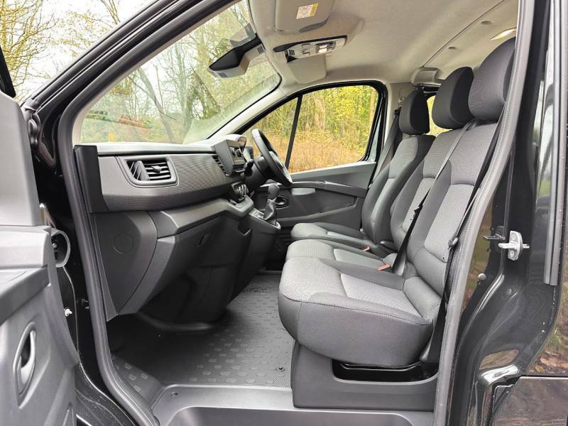 Nissan Primastar Primastar Acenta Dci Black #2