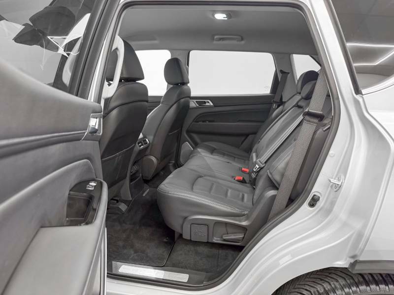 SsangYong Rexton Ultimate 199 Black #10