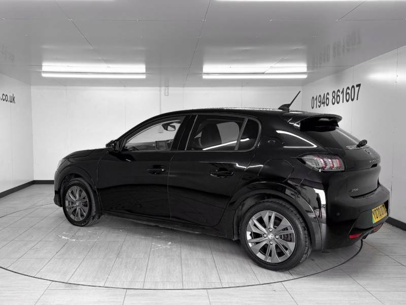 Peugeot e-208 100Kw Allure 50Kwh Black #6