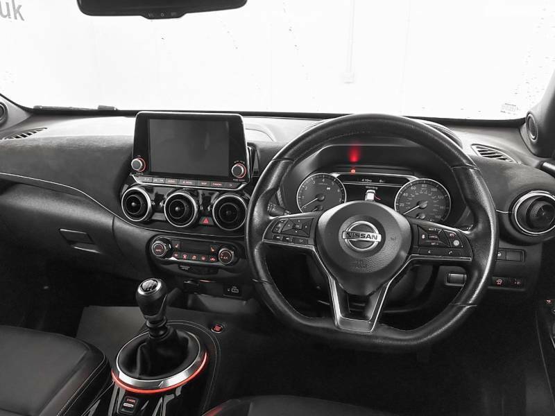Nissan Juke 1.0 Dig-t 114 Tekna Red #2