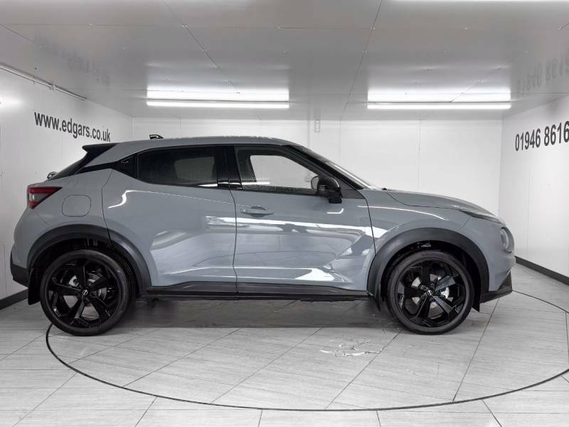 Nissan Juke Tekna Black #21