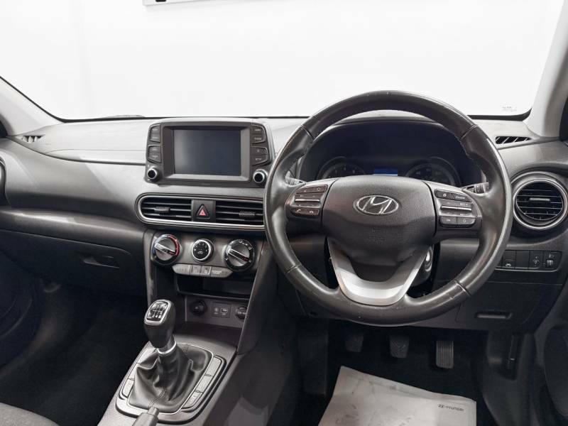 Hyundai Kona Hatchback Black #12