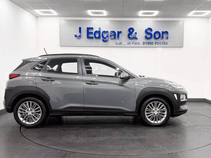 Hyundai Kona Hatchback Black #8