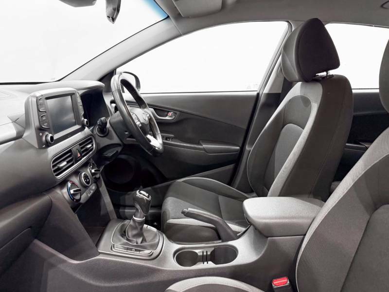 Hyundai Kona Hatchback Black #9