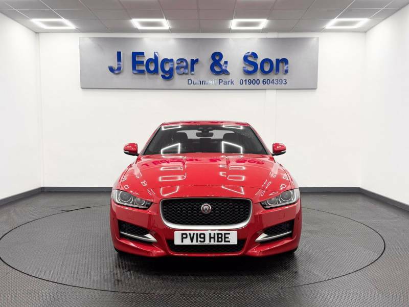Jaguar XE 2.0 Ingenium R-sport Red #2