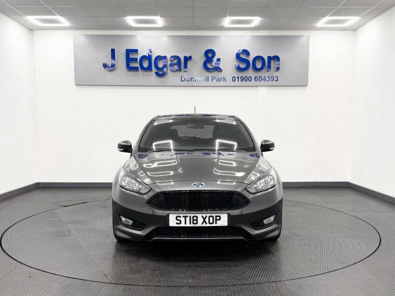 Ford Focus 1.0 Ecoboost 140 St-line Navigation Grey #2