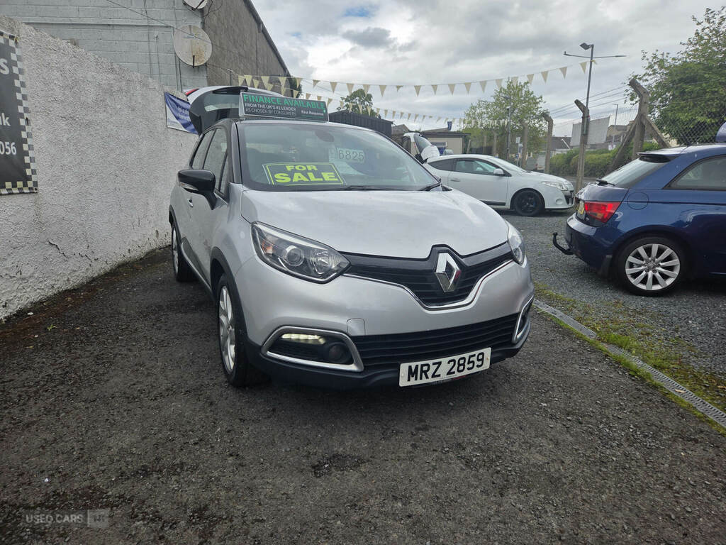Renault Captur 1.5 Dci 90 Dynamique Nav MRZ2859 Silver #2