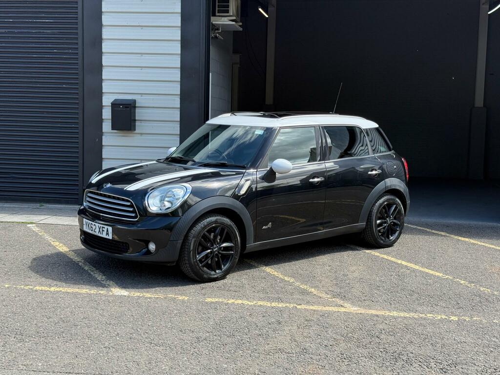 Mini Countryman 1.6 Cooper D All4 Euro 5 Ss YK62XFA Black #2
