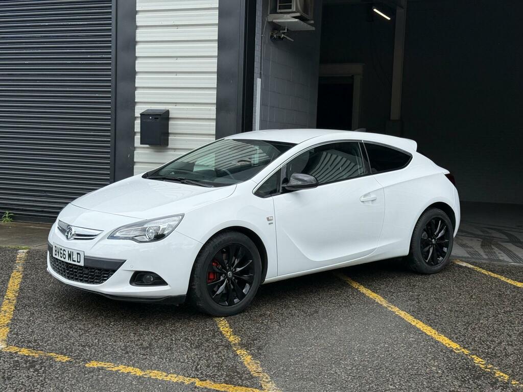 Vauxhall Astra GTC Sri White #2
