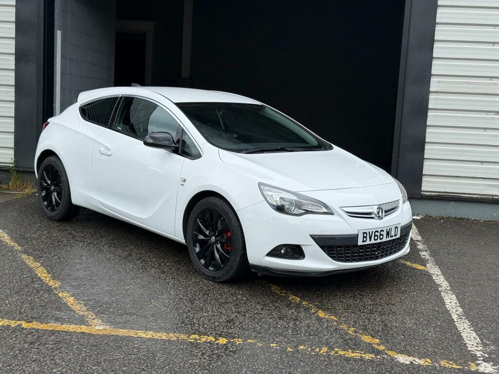 Vauxhall Astra GTC Coupe White #8