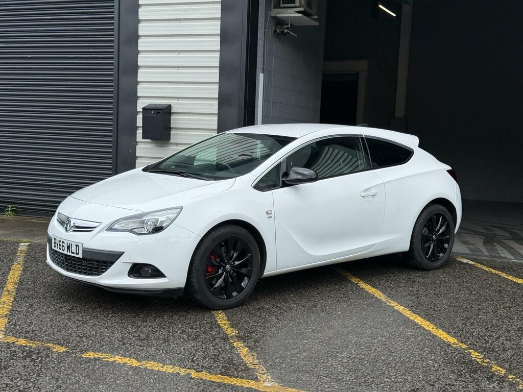 Vauxhall Astra GTC Coupe White #12