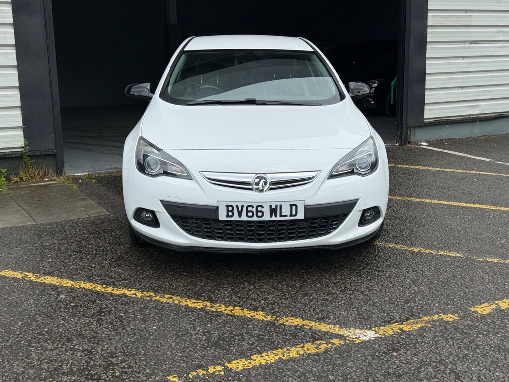 Vauxhall Astra GTC Coupe White #13