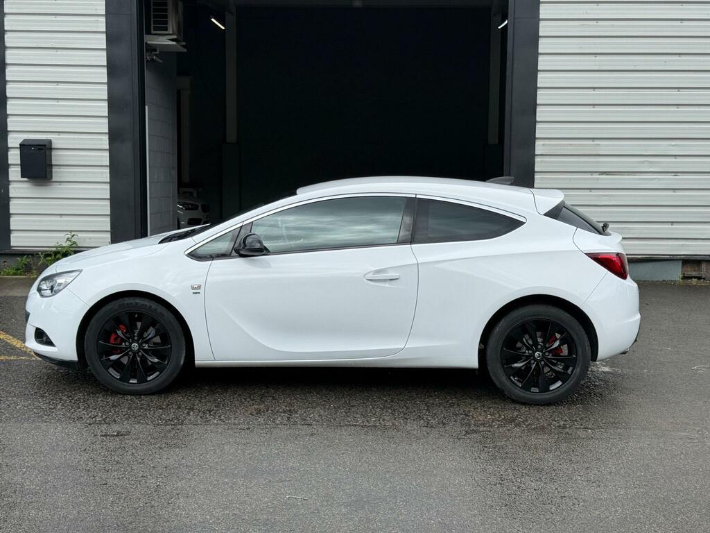Vauxhall Astra GTC Coupe White #22