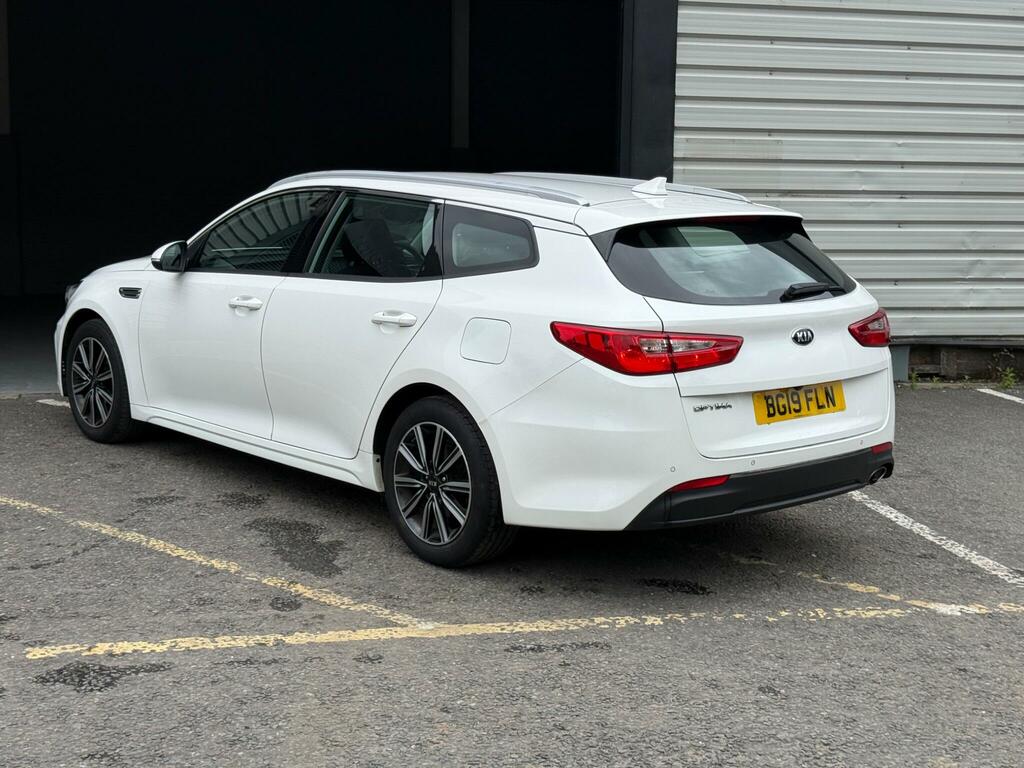 Kia Optima 2 White #5