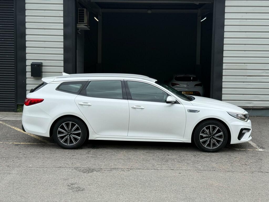 Kia Optima 2 White #4