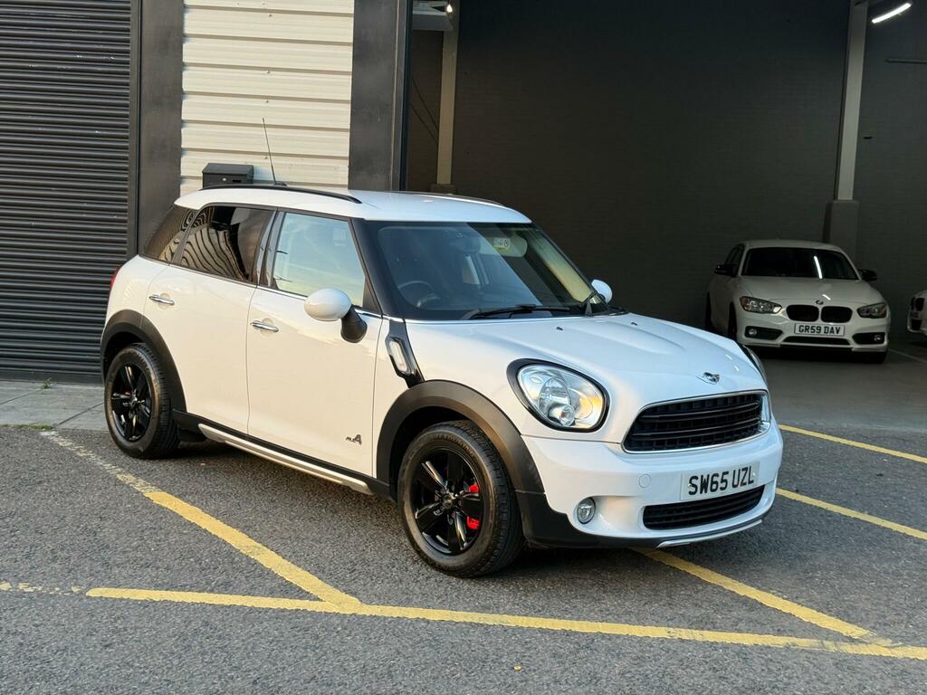 Mini Countryman Cooper D White