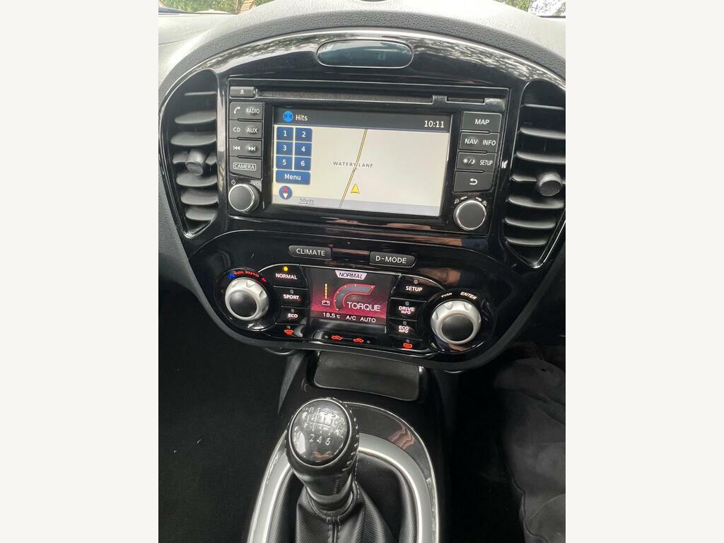 Nissan Juke Hatchback White #19