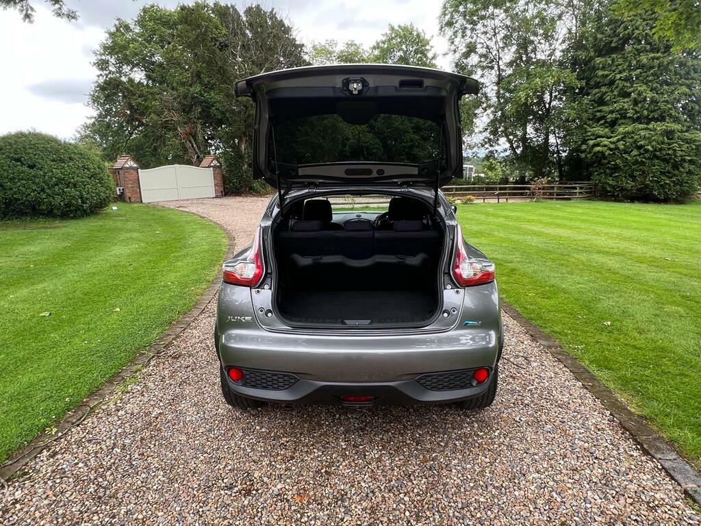 Nissan Juke Hatchback White #9