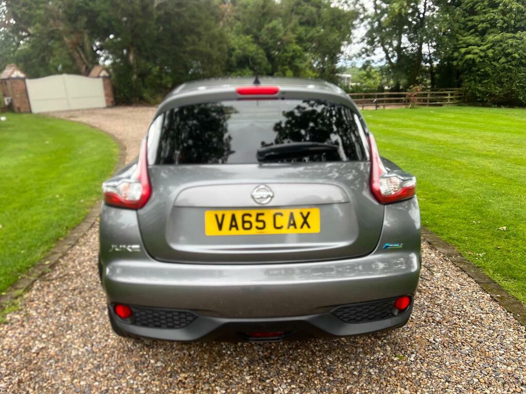 Nissan Juke Hatchback White #5