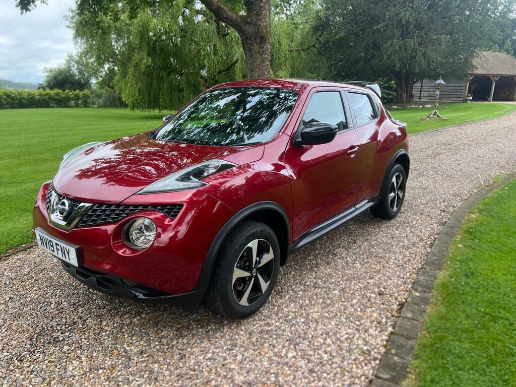 Nissan Juke Tekna Xtronic Grey #1