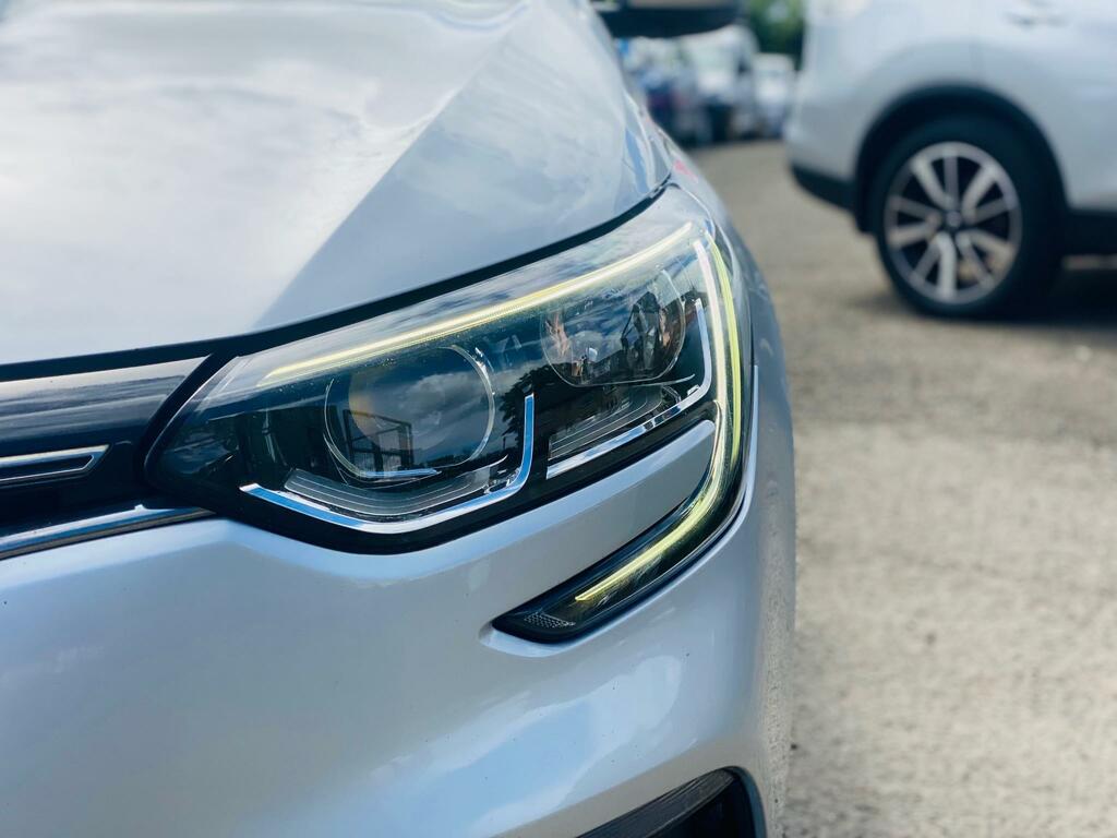 Renault Megane Hatchback Silver #14