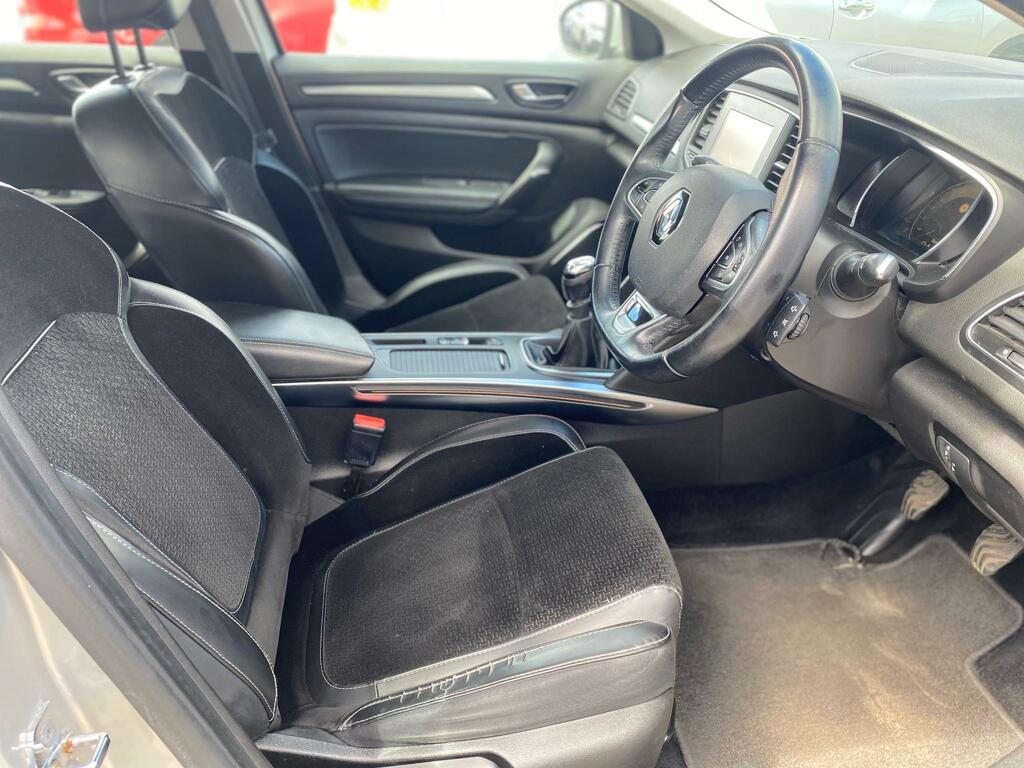 Renault Megane Hatchback Silver #15