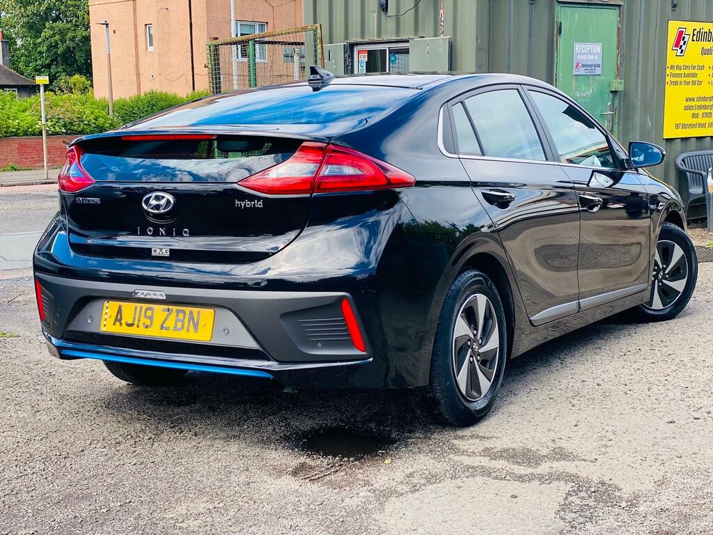 Hyundai Ioniq Hatchback White #7