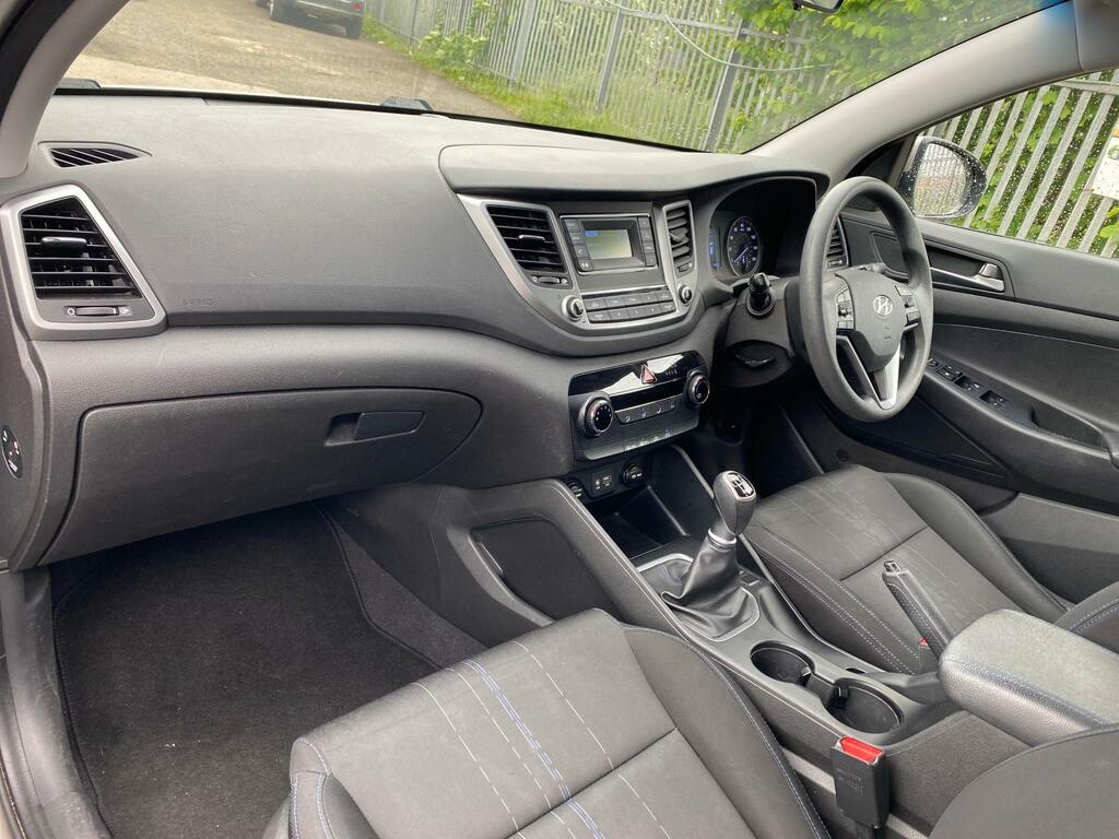 Hyundai Tucson 1.7 Crdi S Drive Fsh Ulez Free 1 Pre Owner White #5