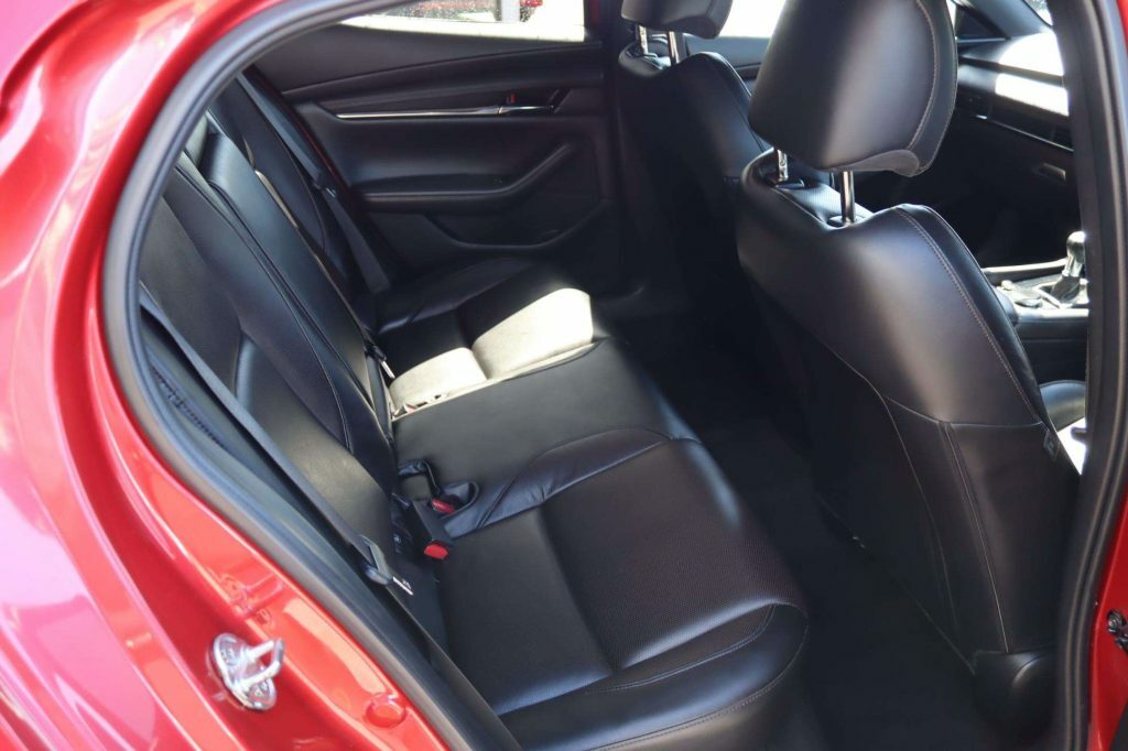 Mazda 3 2.0 E-skyactiv G Mhev Gt Sport White #13