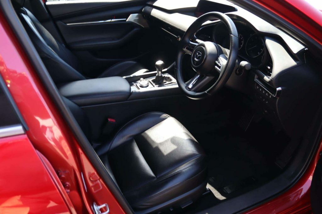 Mazda 3 2.0 E-skyactiv G Mhev Gt Sport White #15