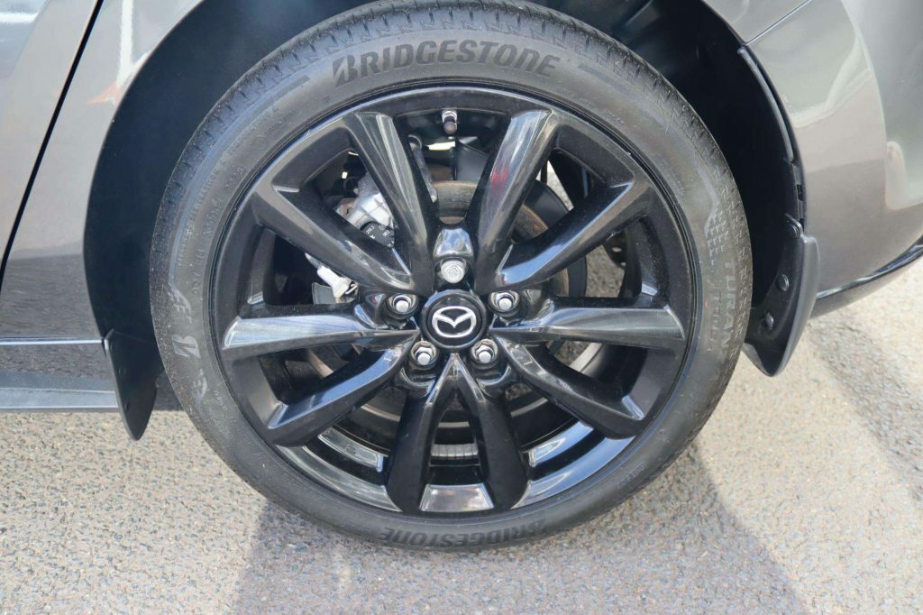 Mazda 3 2.0 E-skyactiv X Mhev 186 Homura Silver #10