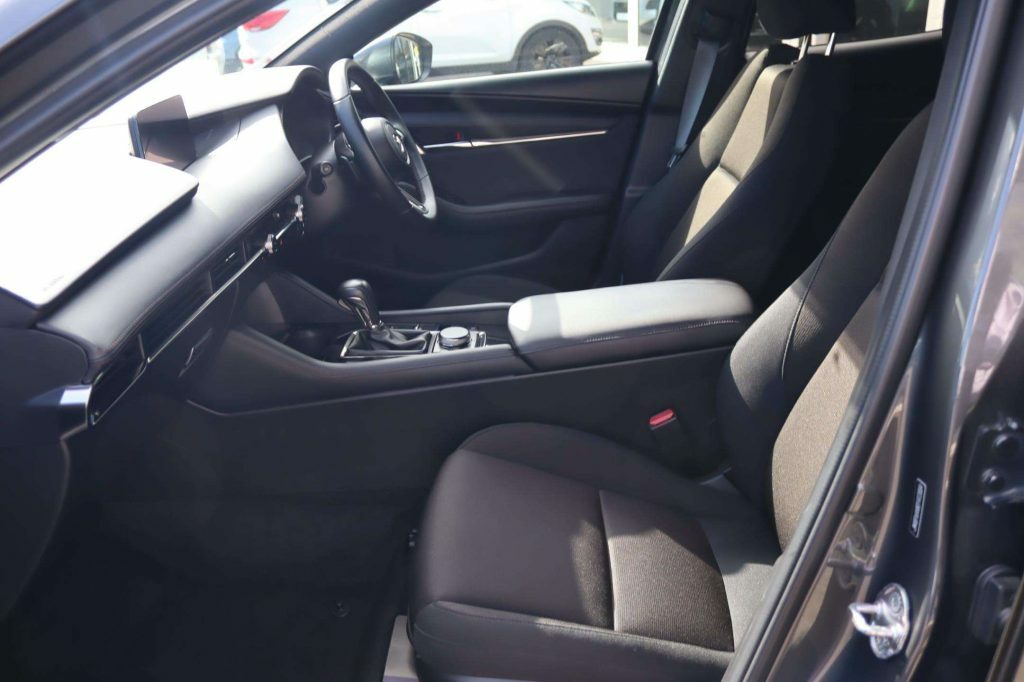 Mazda 3 2.0 E-skyactiv X Mhev 186 Homura Silver #8