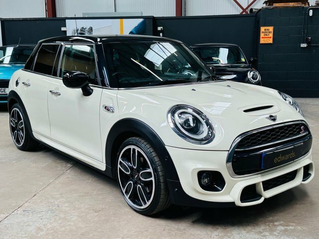 Mini Hatch 2.0 Cooper S Sport Hatchback Steptronic YB20YZO White #4