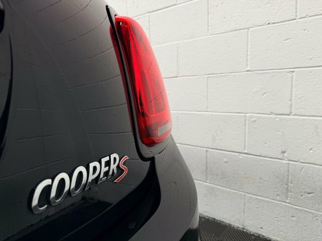 Mini Convertible 1.5 Cooper 134 Bhp Black #24